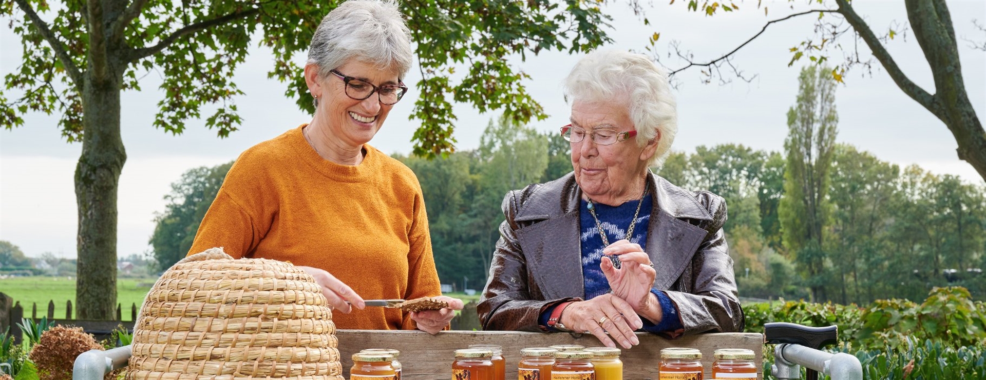 Zorgprofessional met liefde voor bijen